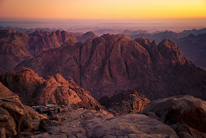 A breathtaking image of the famour Mount Sinai "Jabal Musa"