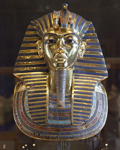 Image of The Mask of Tutankhamun in the Museum of Egypt