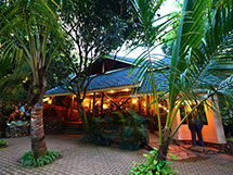This 3-star tree-filled cottages with rustic touches is set 47km from Entebbe International Airport