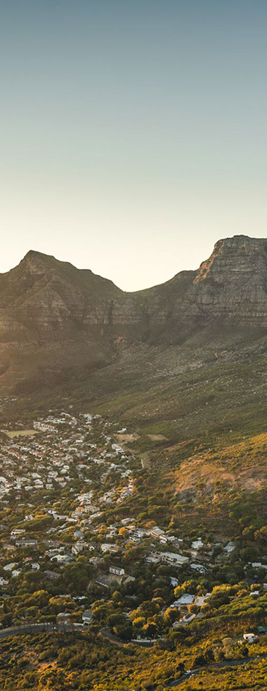 An image of the Table Mountain, 7th World Wonder and world heritage site